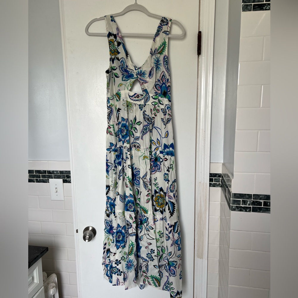 Zara Keyhole Front with Back tie floral dress